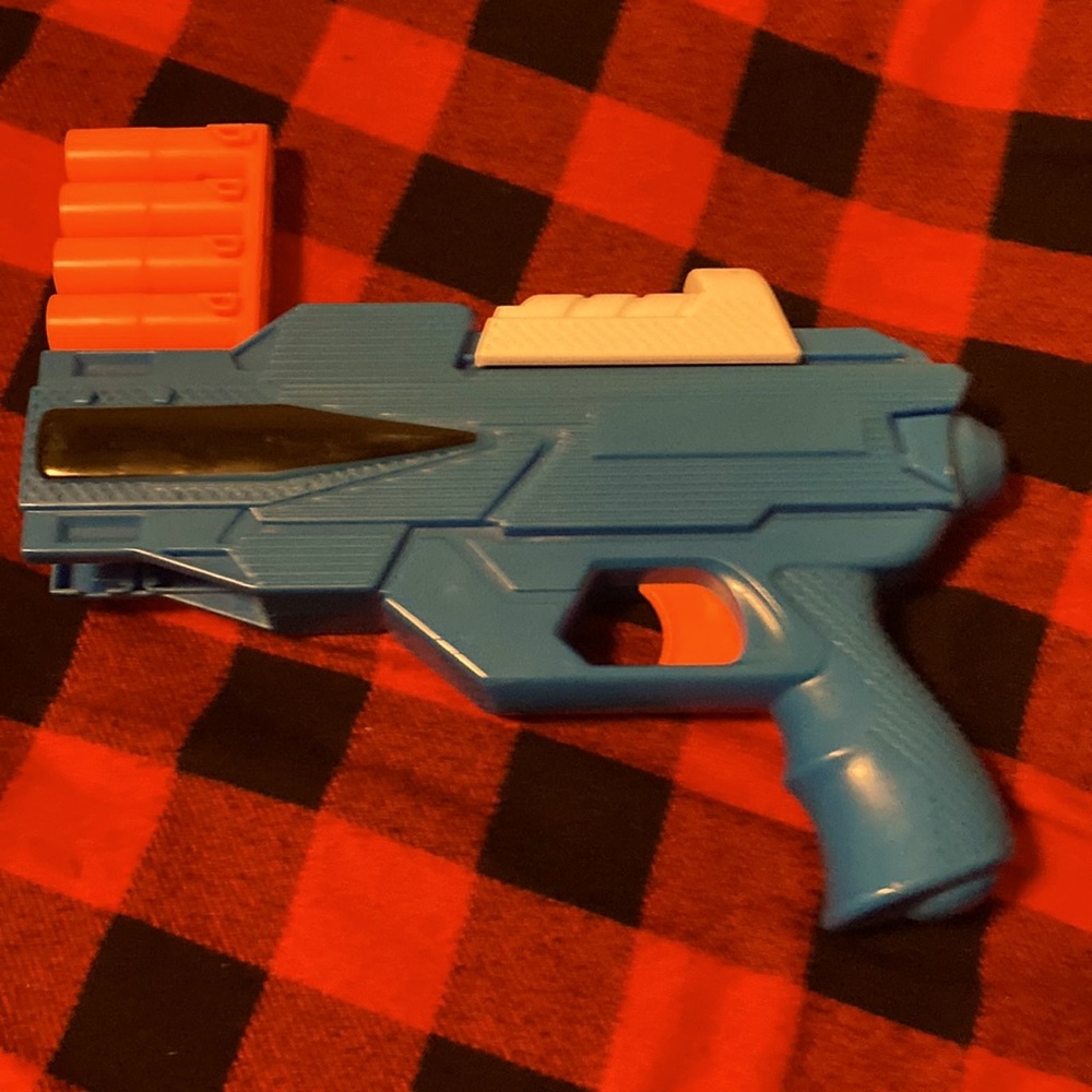 Jaguar fome dart blasting dart blaster